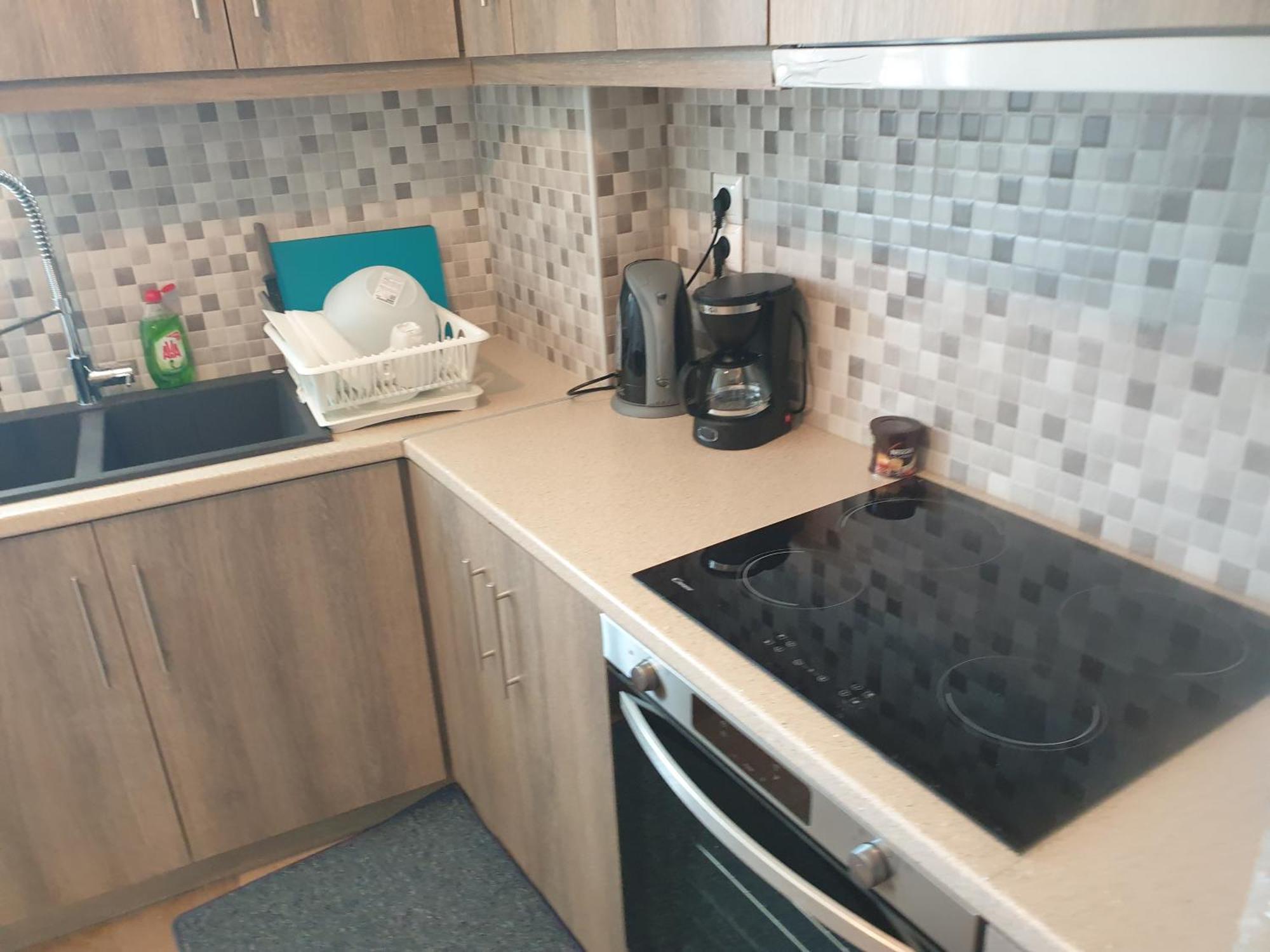 Lavender-ryan Spacious For Live And Work In Heart Of Athens