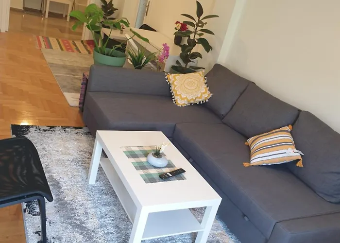 Lavender-Ryan Spacious Apartment For Live And Work In Heart Of Athens